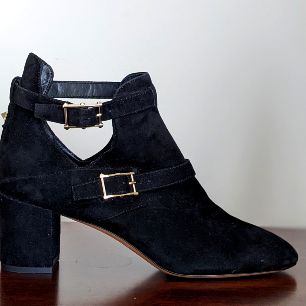 Valentino Garavani booties EU40 black, suede